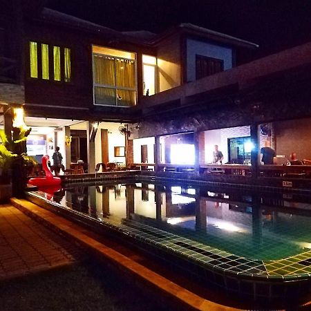 Billabong Hostel Baan Tai Exterior photo